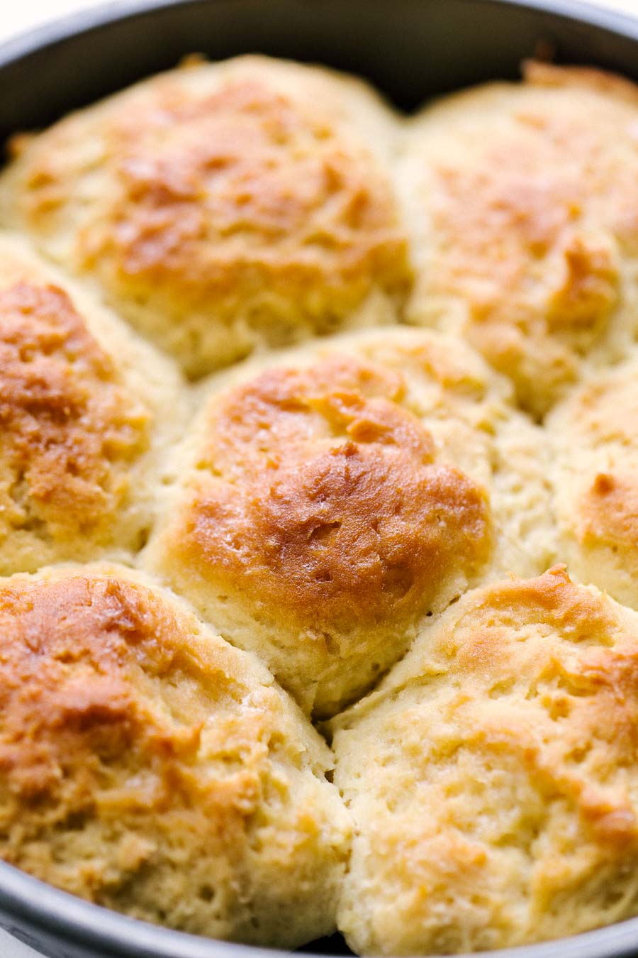 Gluten-Free Dinner Rolls via @kingarthurlfour