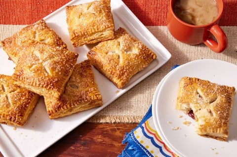 Guava Cream Cheese Pastries (Pastelitos) 
