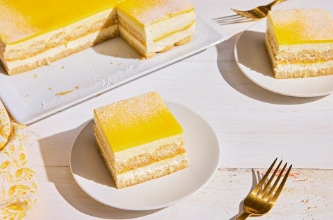 Slices of Lemon Tiramisu on plates