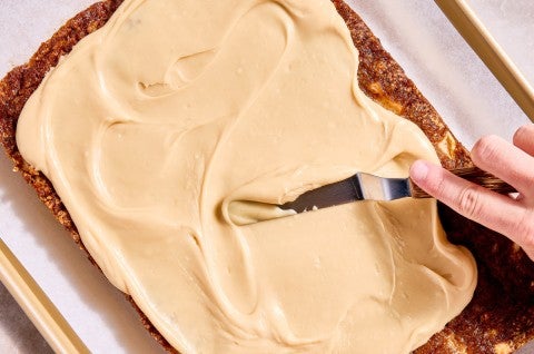 penuche frosting on top of apple cake