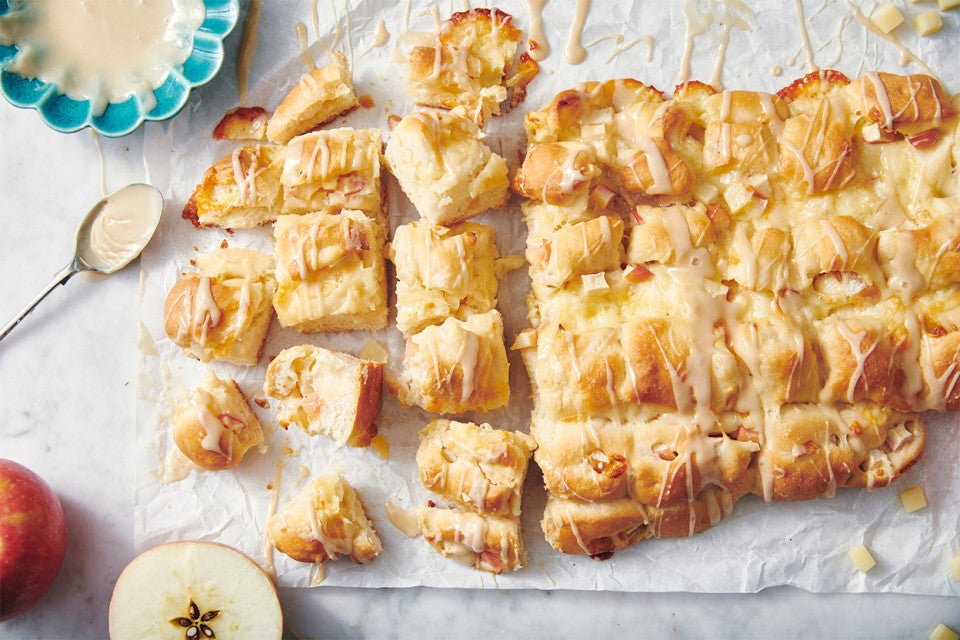Apple Cheddar Chop Bread