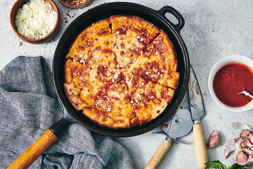 Keto-Friendly Cheesy Pan Pizza