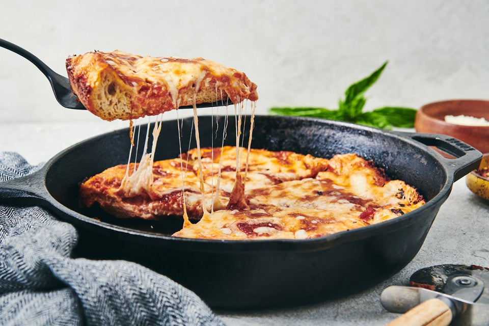 Keto-Friendly Cheesy Pan Pizza