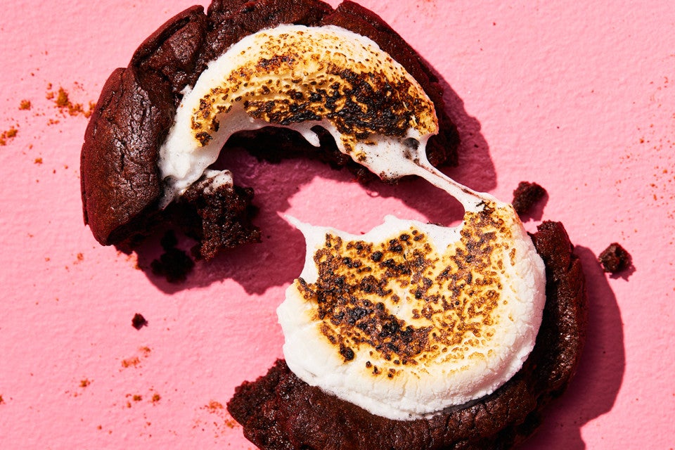 Spiced Hot Cocoa Cookies with Marshmallow Middles