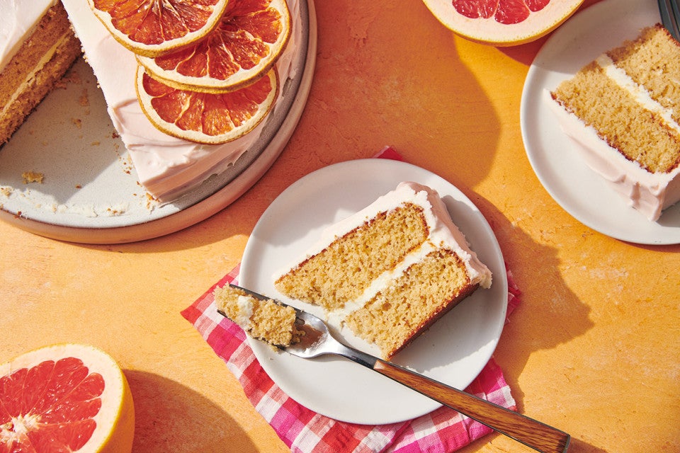 Citrus Surprise Grapefruit Cake 