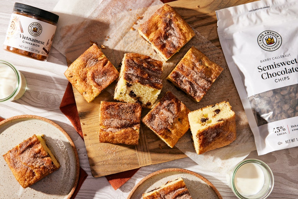 Chocolate Chip Snickerdoodle Cake 