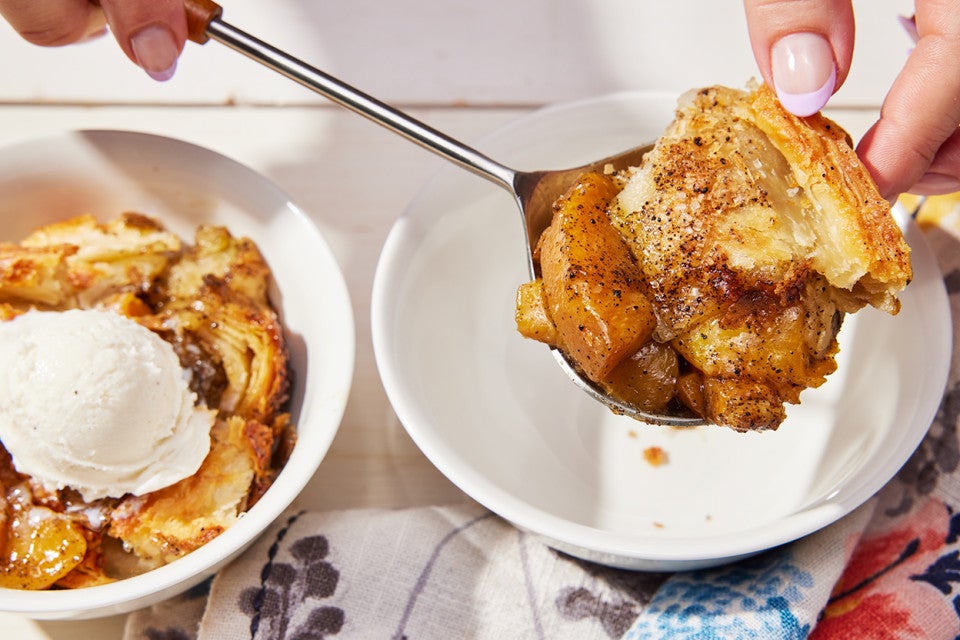 Sweet Tea Peach Pandowdy 