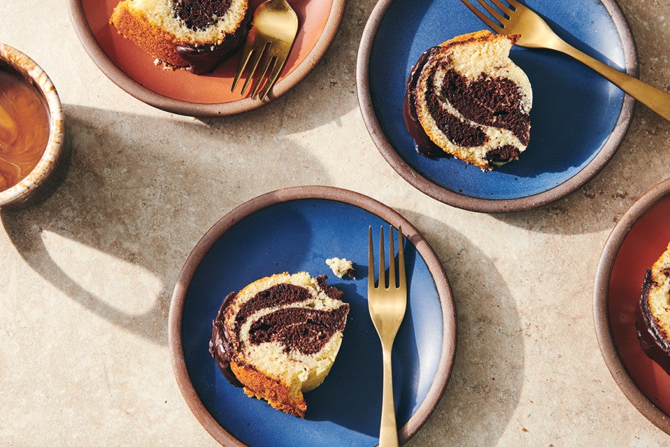 Black and White Pound Cake 