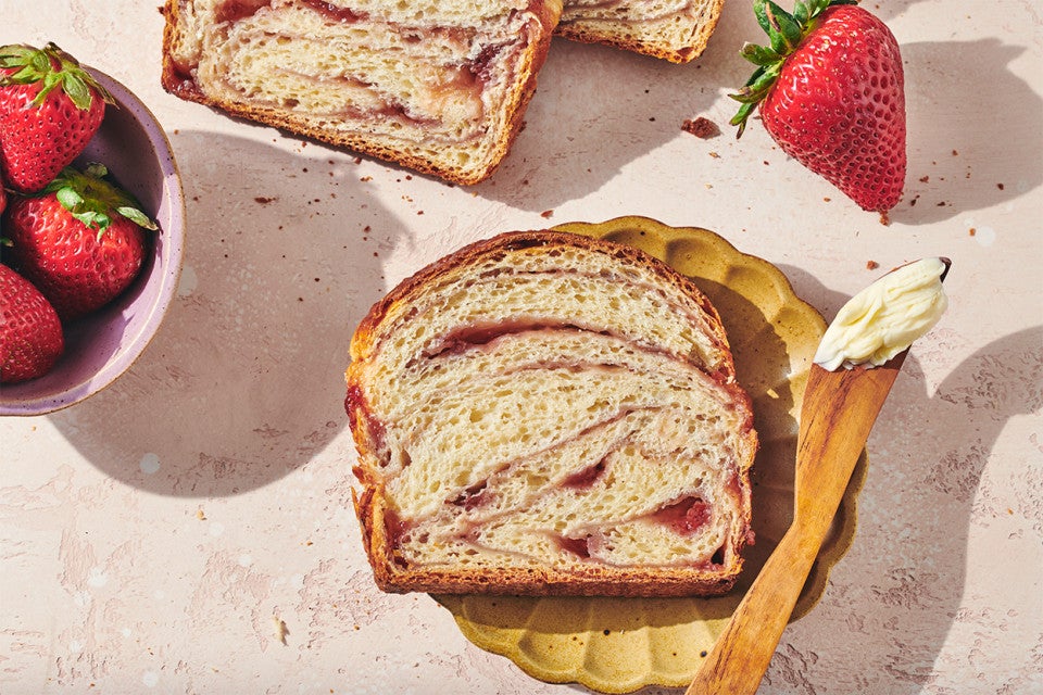 Strawberry Swirl No-Knead Brioche 