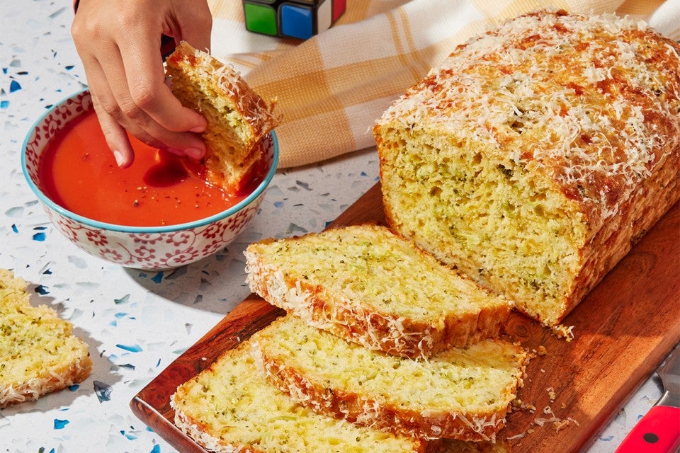 Cheesy Broccoli Snacking Bread and tomato sauce for dipping