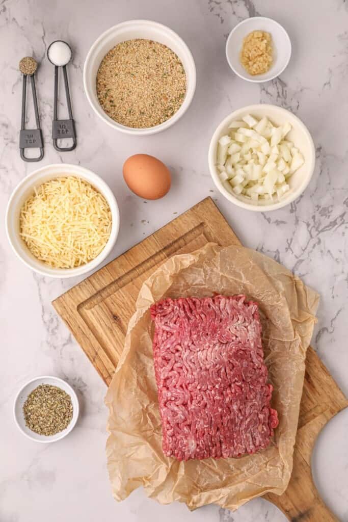 Ingredients needed for making air fried meatballs