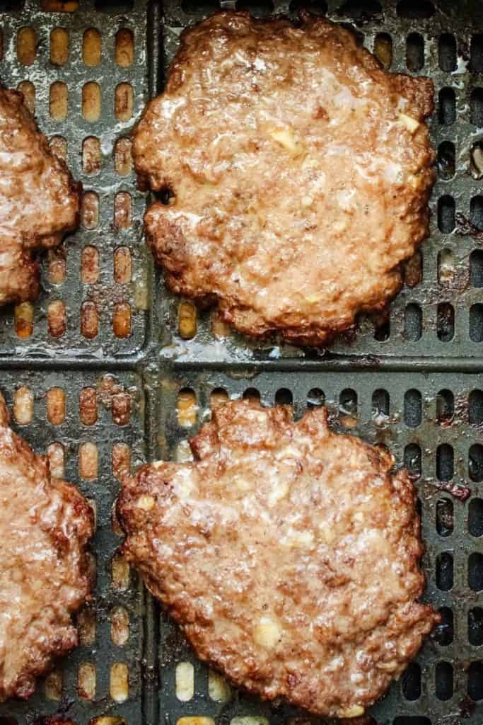 Hamburgers in air fryer