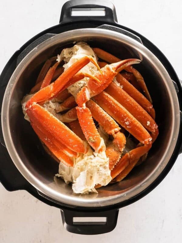 place crab legs on trivet of instant pot