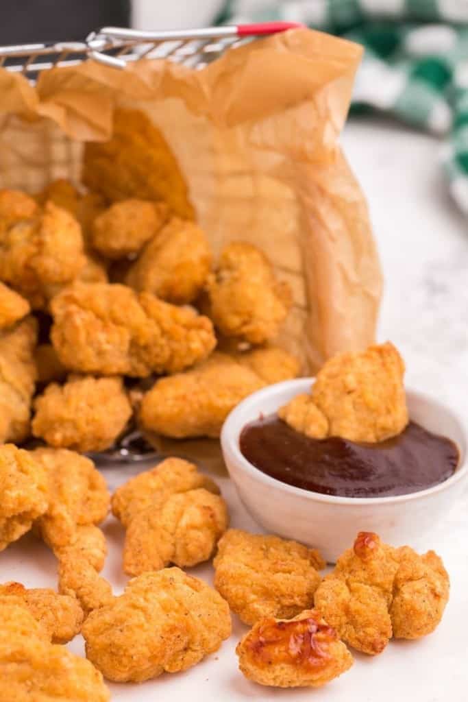 popcorn chicken with bbq sauce