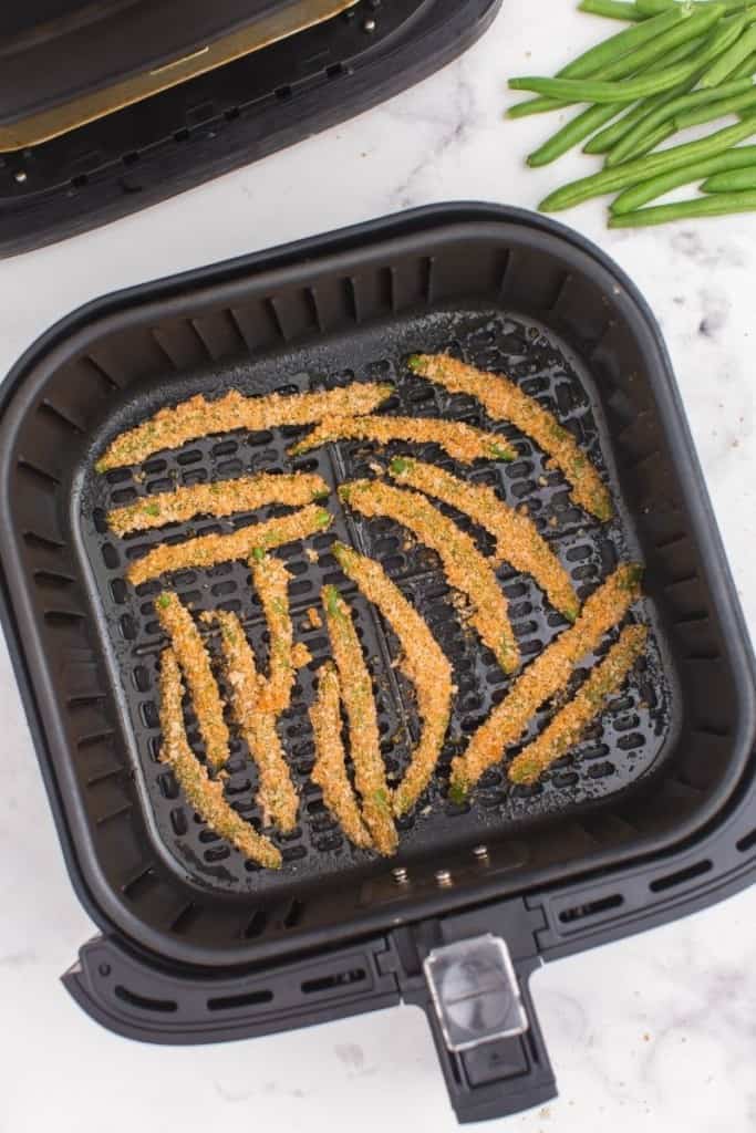 place green bean fries in single layer in air fryer to cook