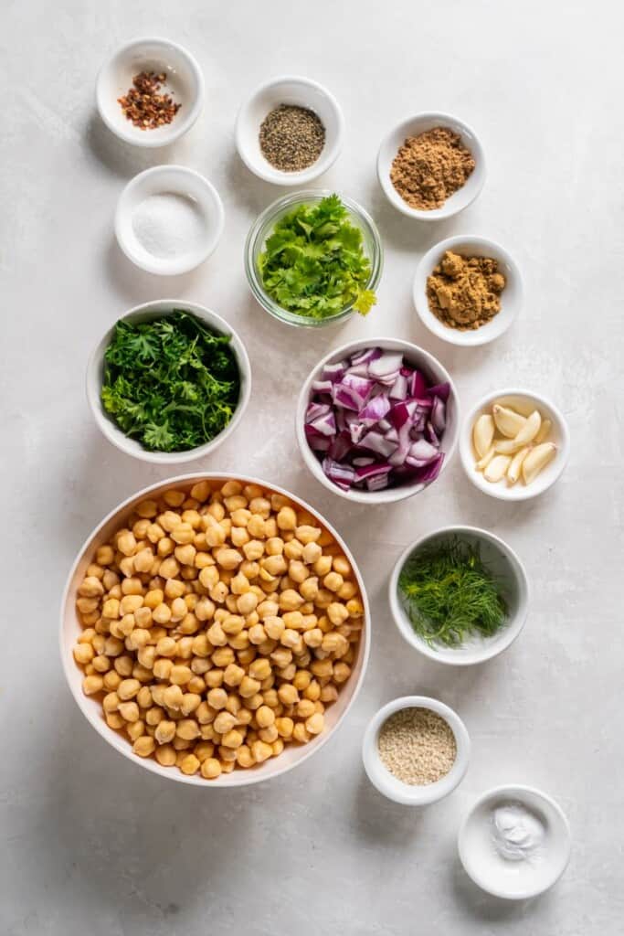 ingredients to make air fryer falafel