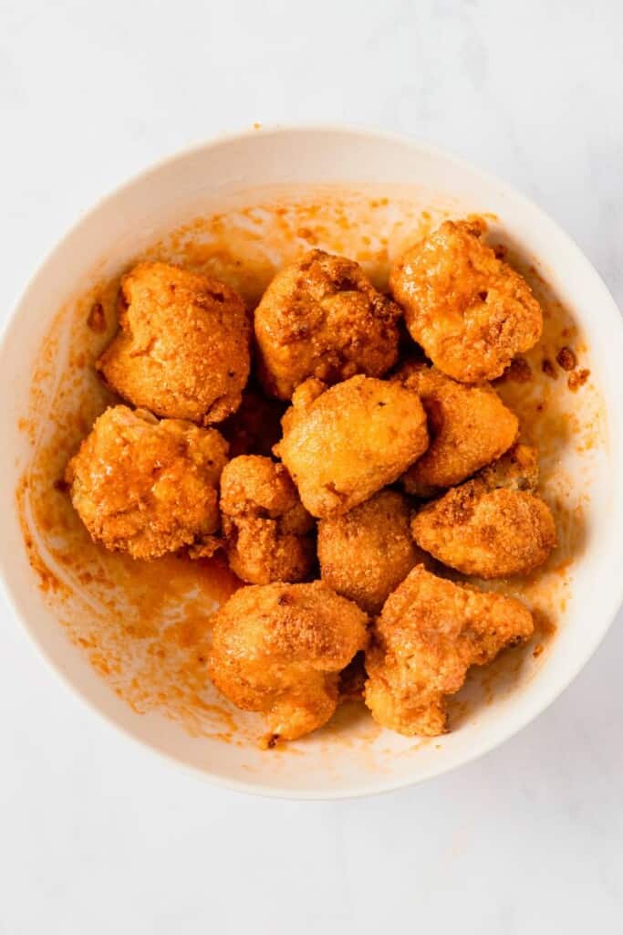 air fryer cauliflower wings in sauce