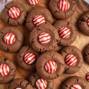 overhead shot of several peppermint kiss cookies