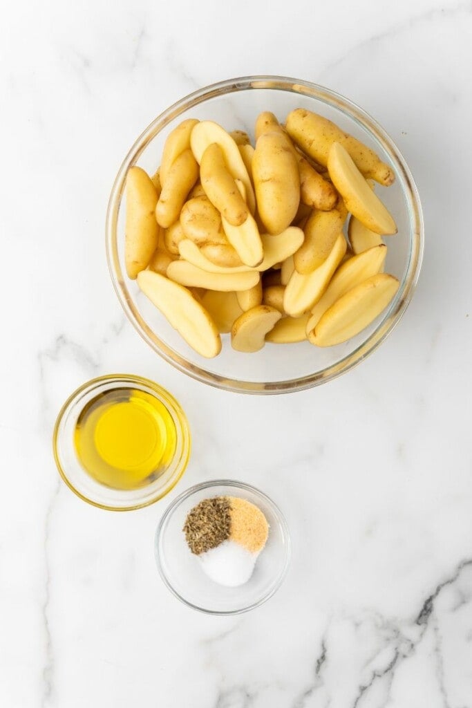 ingredients to make air fryer fingerling potatoes