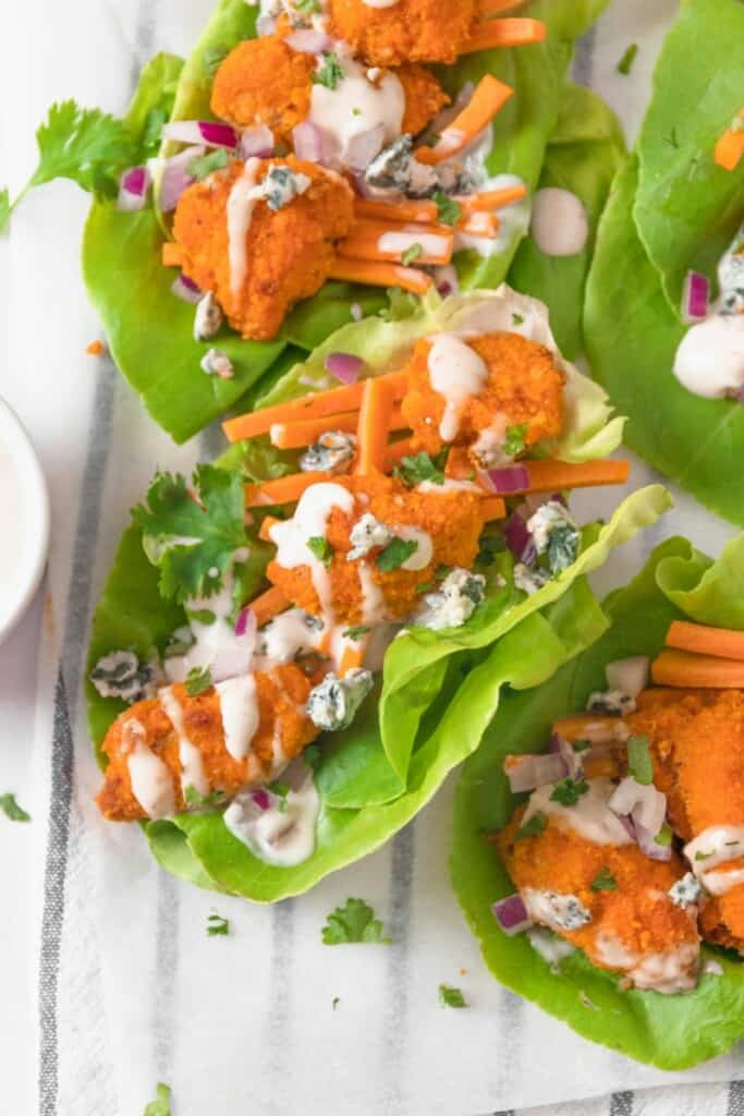 lettuce with buffalo chicken
