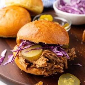bun with pulled pork and toppings