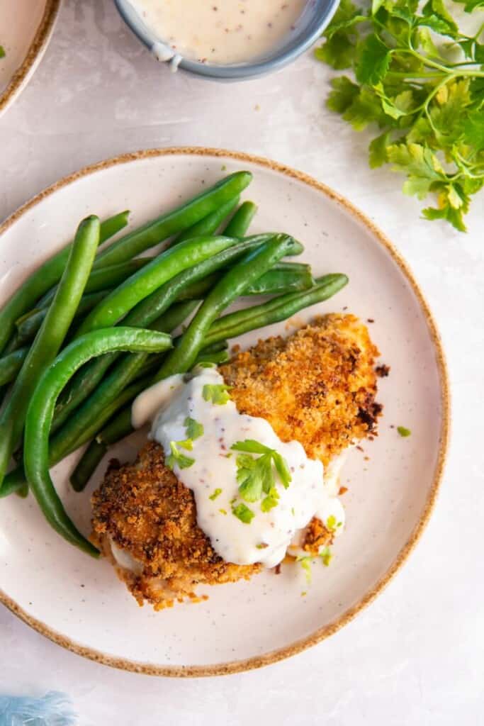overhead view of chicken cordon bleu