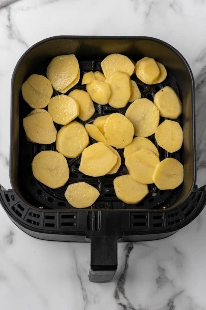 potatoes in air fryer basket