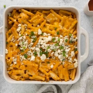 buffalo chicken pasta bake with toppings