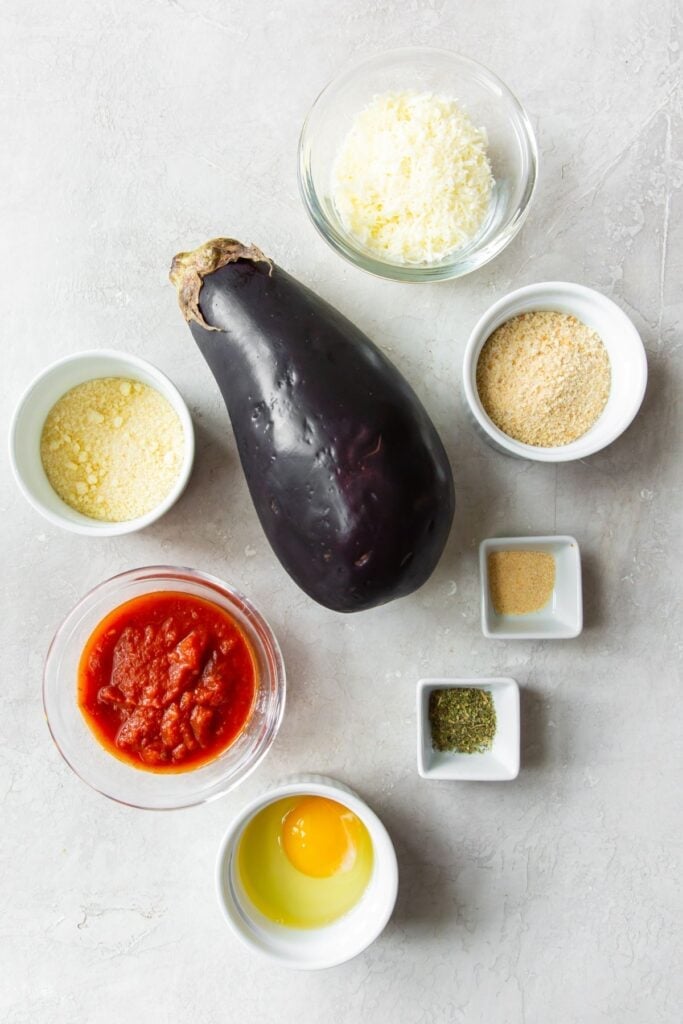 Ingredients needed to make air fryer eggplant parm.