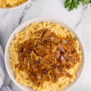 overhead shot of mac and cheese with pulled pork