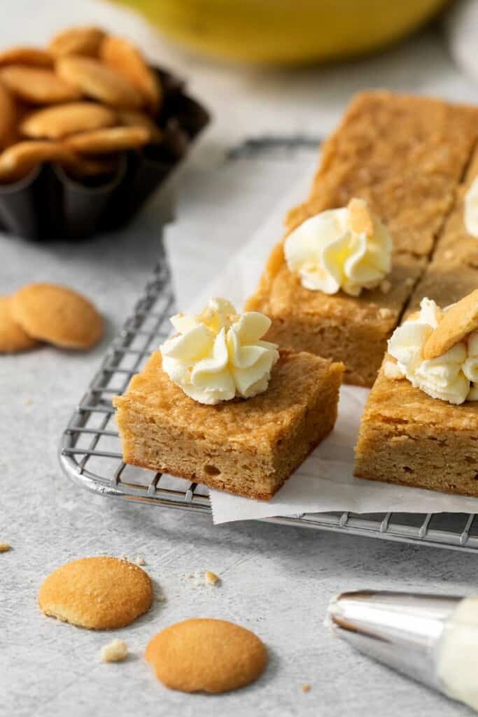 DIY banana pudding brownie recipe with piped whipped topping.