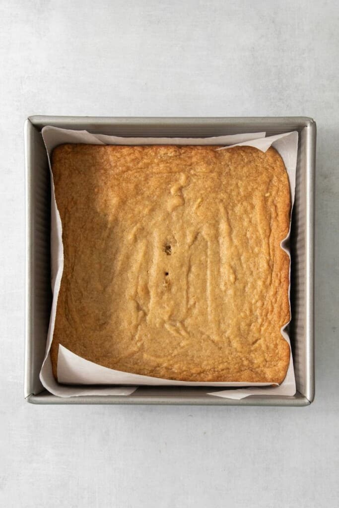 Fresh baked banana pudding brownies.
