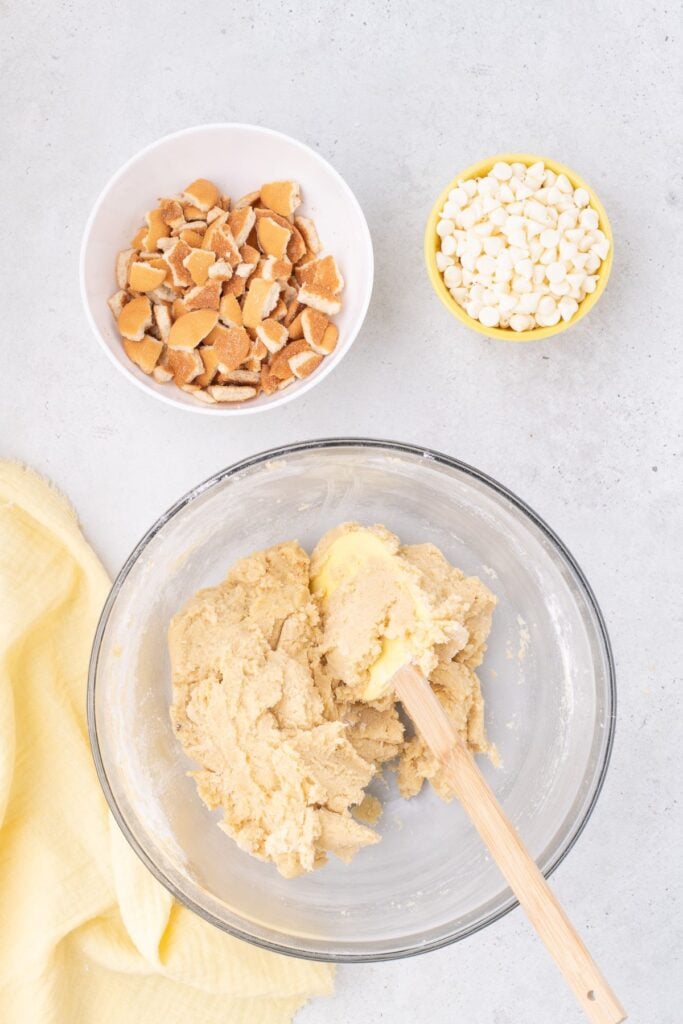 Mixed banana pudding cookies batter